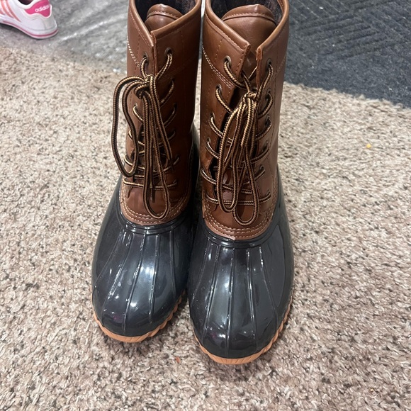 Duck boots - brown and black size 9 - Picture 1 of 4